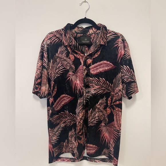 SCOTCH & SODA VELVET GRAPHIC T - Picture 1 of 4